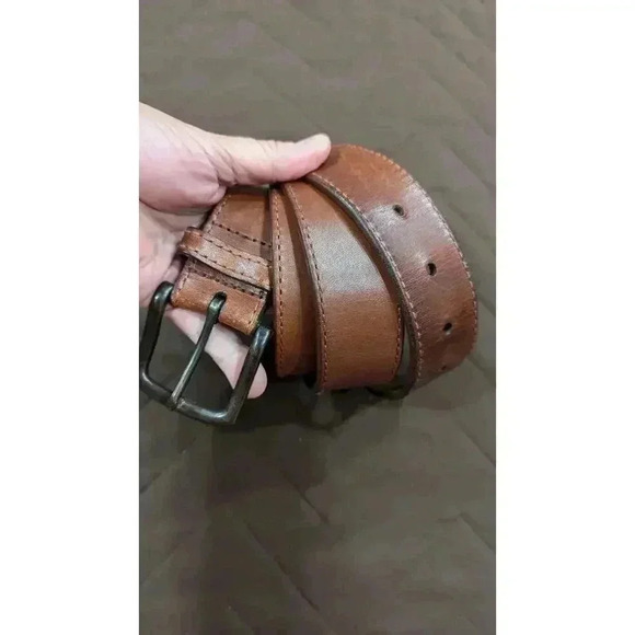 Unisex Brown leather belt with silver hardware size 38", approx 1.5" wide - Picture 1 of 2